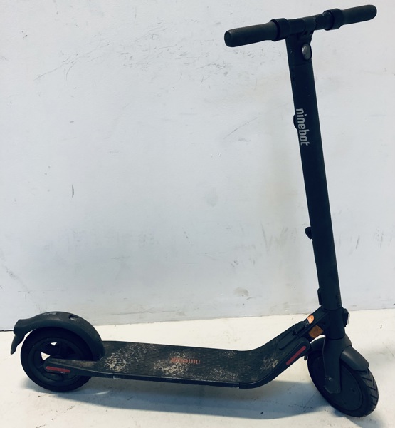 Ninebot Kick Scooter elektrisk løbehjul (R 2024-0809)