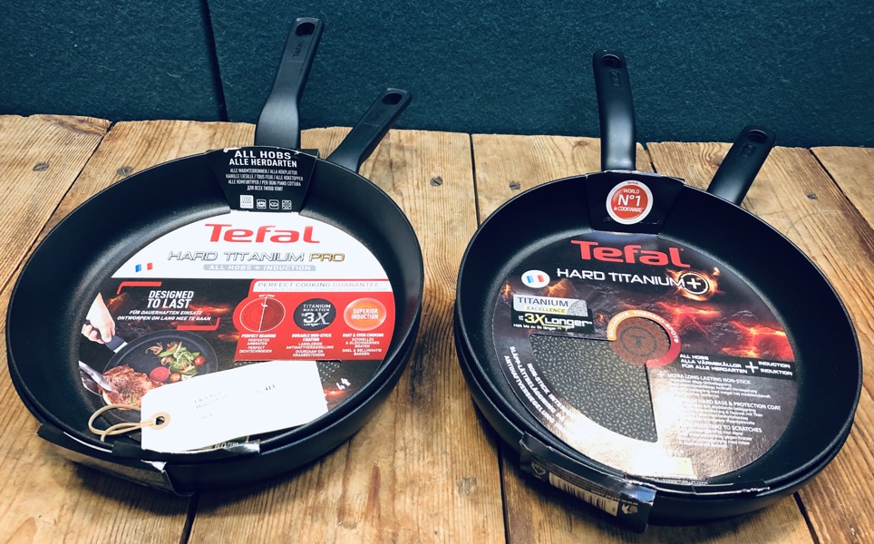 4 Tefal Hard Titanium PRO stegepander (28cm) - (P 413/24)