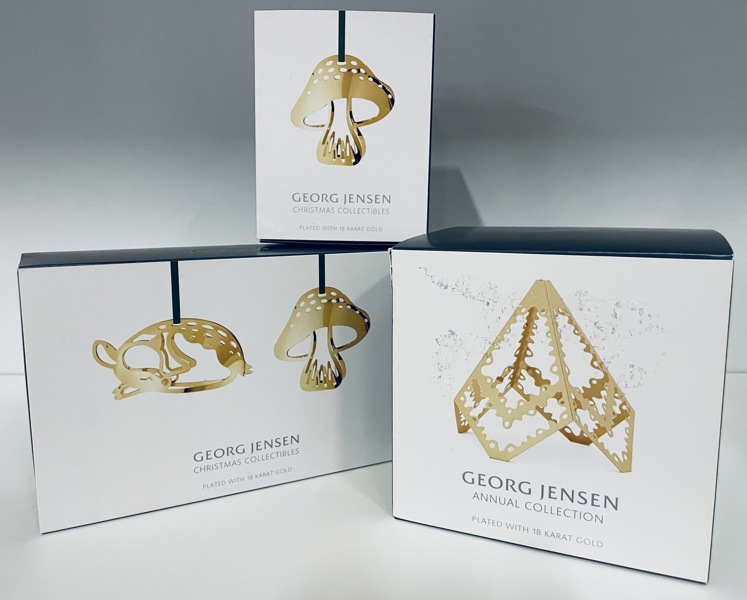 Georg Jensen:  2023 juleornamenter (2 enheder), 2023 juleornament (1 enhed) samt Bordtræ 2022 (lille)