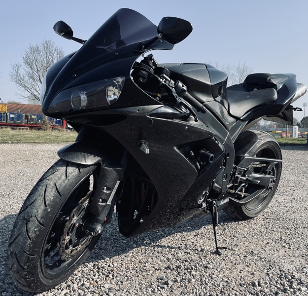 Yamaha YZF R1 175Hk (2005) - Stel.: JYARN121000020042