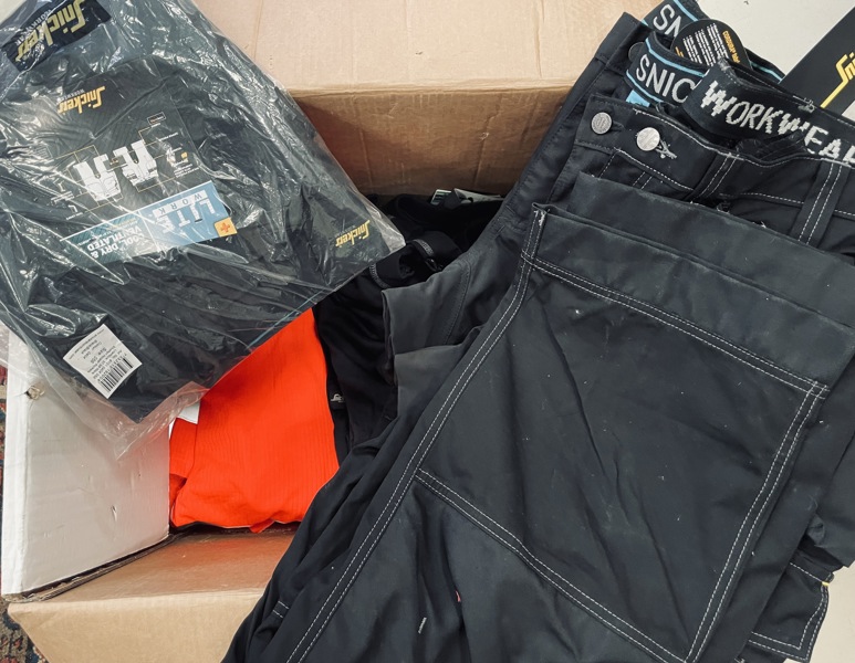 Arbejdstøj: Snikers Craftsmen Trouser Ripstop arbejdsbukser, 3 LiteWork Shorts + Holster Pockets, Snikers t-shirts, Snikers polo, Mascot t-shirts m.fl. (394/23)