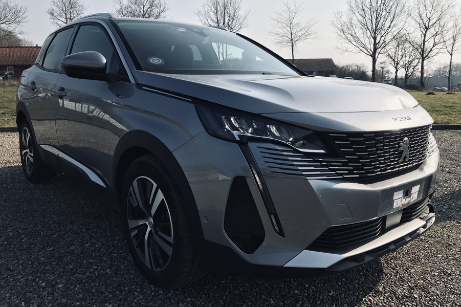 Peugeot 3008 Hybrid 225 Suv Eat8 (2021) Stel.: VF3M4DGZUMS204590