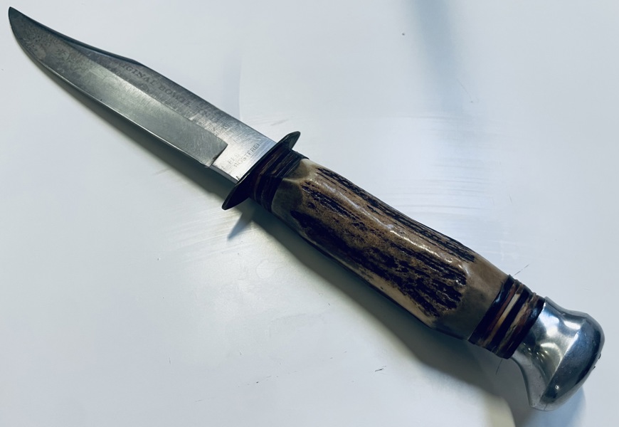 Kniv: Original Bowie Knife (27,5cm) prydet m. ciseleringer
