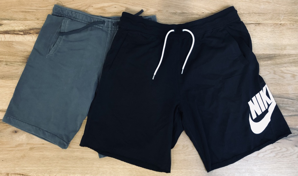 4 Nike Loose Fit Casual shorts (607870) samt 4 Nike Loose Fit Casual shorts (607868)