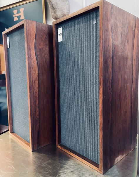 2 Bang & Olufsen HT 42 Type S højtalere m. kabinet af palisander