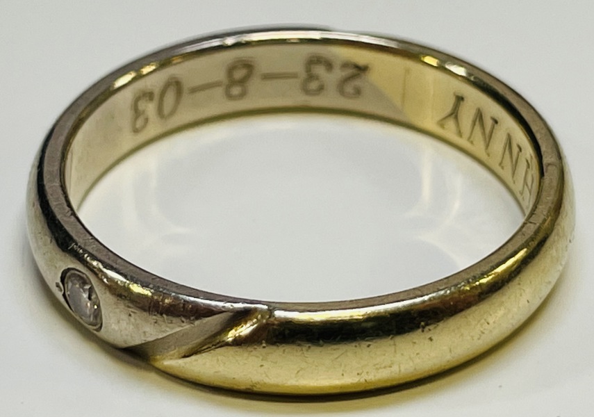 Guld: ring udført i 14kt./585, fremstillet hos Erik Graugaard