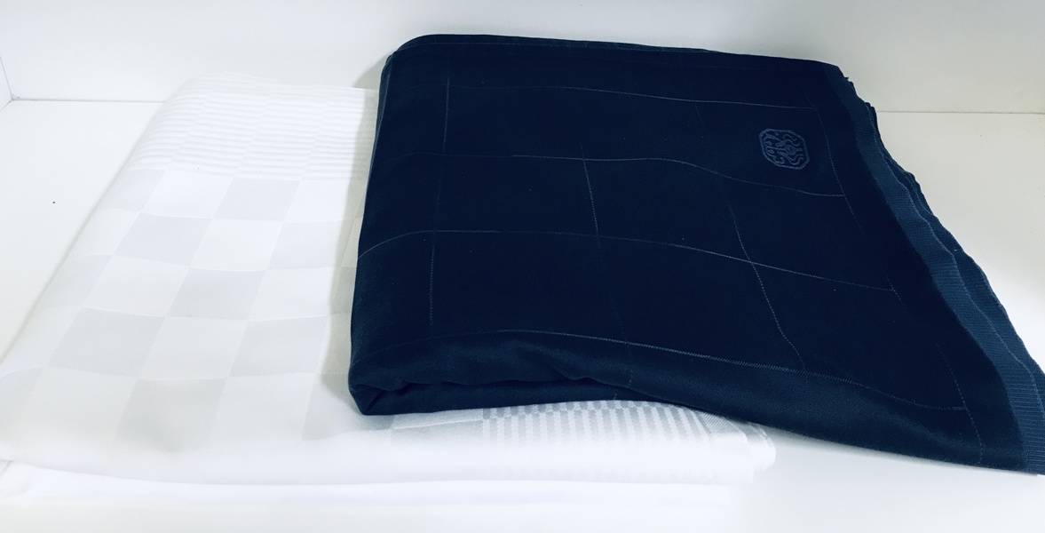 2 Georg Jensen duge (140X270) - herunder Andreas Engsvik Deep Blue