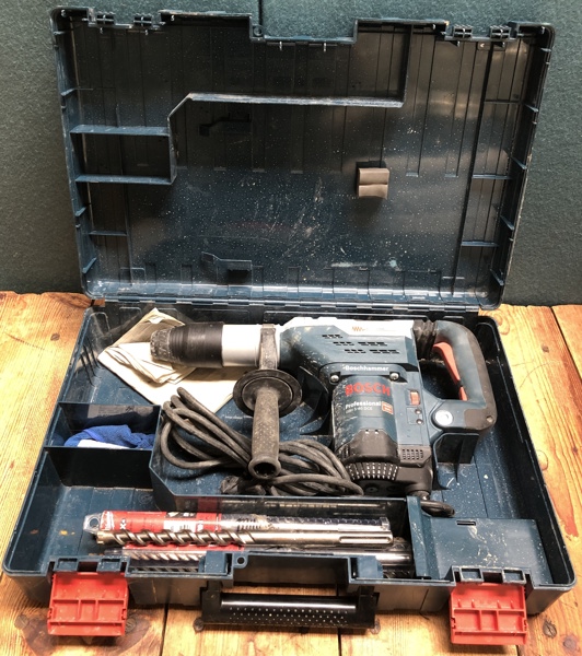 Bosch Professional GBH 5-40 DCE borehammer (230V) m. SDS Max i kuffert (R 3/25)
