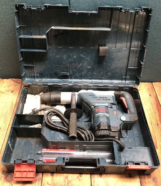 Bosch Professional GBH 5-40 DCE borehammer (230V) m. SDS Max i kuffert (R 3/25)