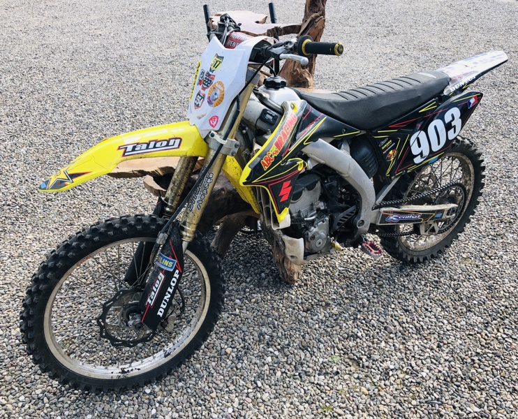 Suzuki RM-Z 250 MX 250ccm 4-takt professionel motocross-/endurocykel (2025-0972) - (Stel.: JS1RJ42A000503848)