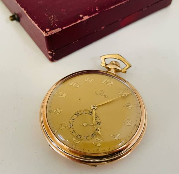 Omega lommeur prydet m. urkasse i 14kt./585 - dateres til perioden 1930-1934