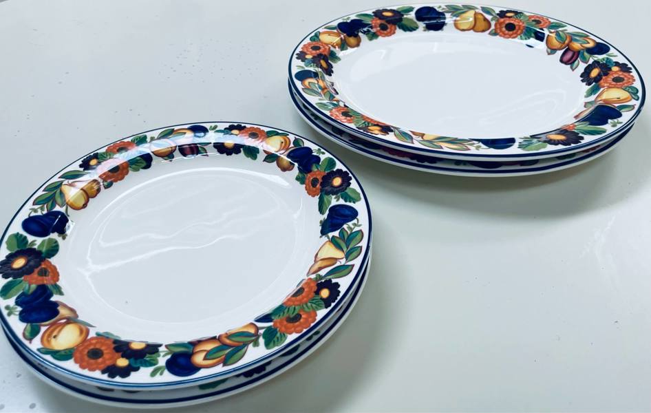 4 Royal Copenhagen Golden Summer tallerkner (se størrelse i beskrivelse)