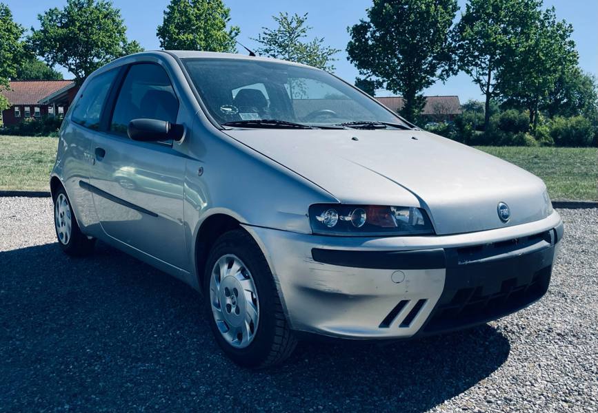 Fiat Punto 1,2 (2000) - Stel.: ZFA18800002111297