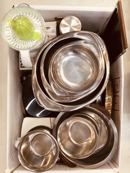 Lykkekasse m. stort parti porcelæn, glas og brugskunst - herunder Philips, Melitta og AMG Classic m.fl.