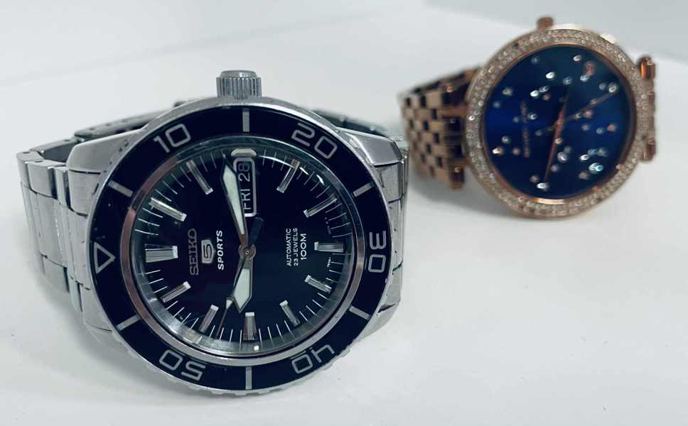 Samling af ure (2 enheder) - Seiko 5 Sports Chronograph (cal. 7S36-04N0) samt Michael Kors Darci (MK-3728) - (B 1044, 1053/24)