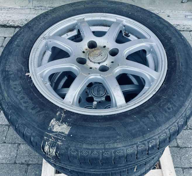 4 HRS alufælge m. Kleber Dynaxer HP3 195/95/R15