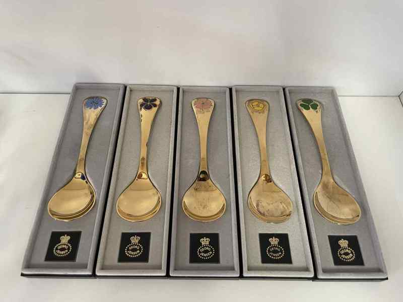 5 Georg Jensen årsskeer af forgyldt sterling sølv