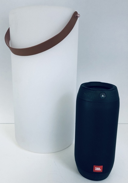 JBL Pulse2 bluetooth højtaler samt Asserbo vinkøler m. bluetooth-højtaler samt LED lys