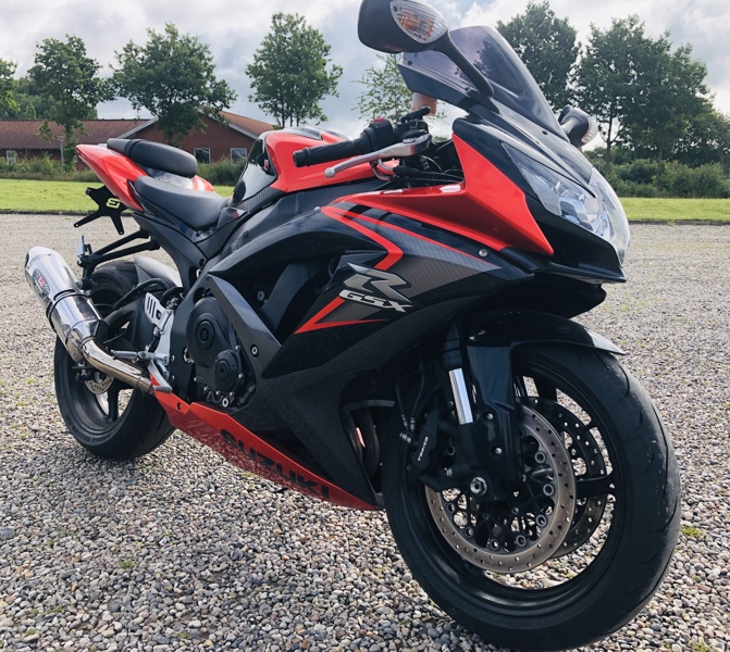 Suzuki GSX-R 750 (2010) - Stel.: JS1CW211100101830