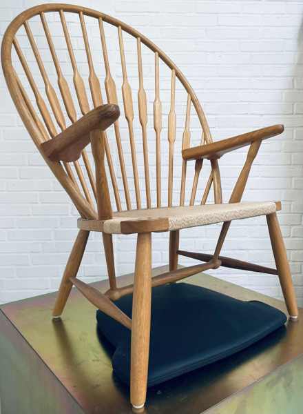 Hans J. Wegner (1914-2007) Påfuglestol (PP550), fremstillet ved PP Møbler (P 184/24)