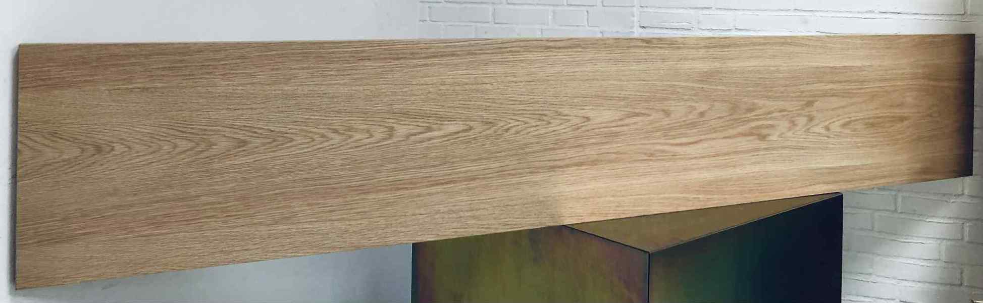 14 Hylder udført i ege finer (41X240)