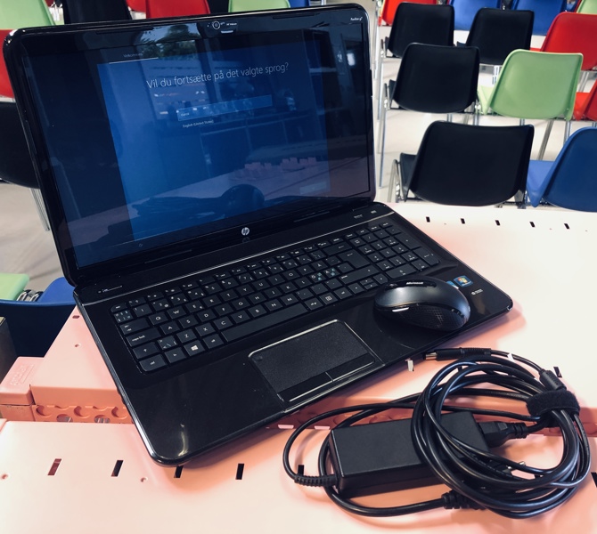 HP Pavilion g7-2110so laptop m. original oplader samt Microsoft Wireless Mobile Mouse 4000 mus