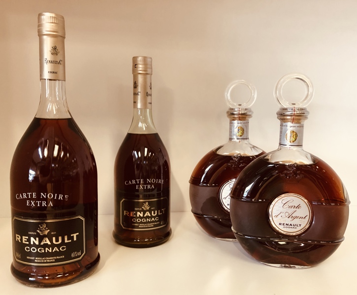 Samling af cognac (4 enheder) - herunder 2 stk. Renault Cognac Carte Noire Extra, samt 2 stk. Renault Cognac Carte d'Argent