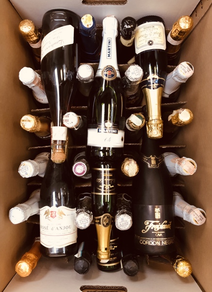 Samling af asti, lambrusco og rosé (31 enheder) - herunder Umberto Fiore asti, Martini Spumante asti, Casali Lambrusco Rosa samt Val De Loire Rosé d'Anjou m.fl.