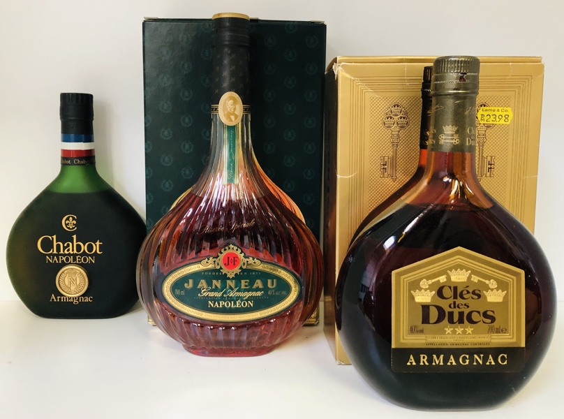 Samling af armagnac (3 enheder) - herunder Chabot Napoleon 50cl, Janneau Napoleon Grand 70cl samt Clés des Ducs 70cl