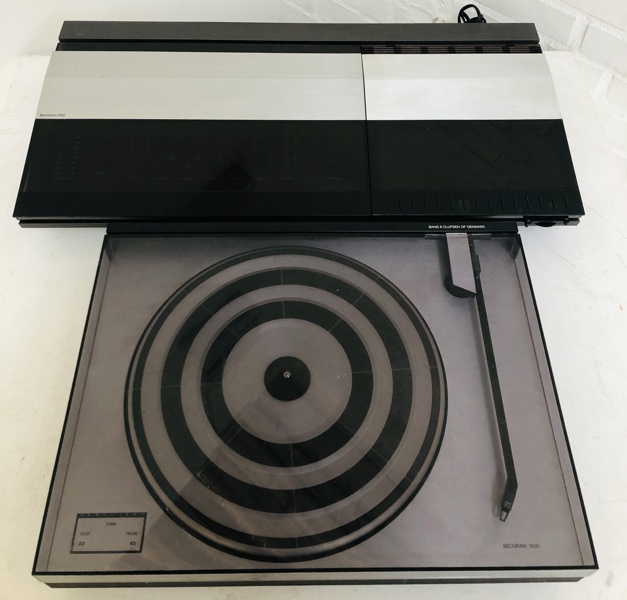 Bang & Olufsen Beogram 1500 pladeafspiller samt Beocenter 2100