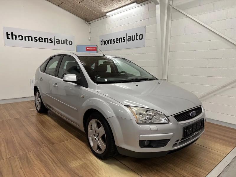 Ford Focus 1,6 Titanium 5d (2007) - Stel.:  WF05XXGCD57Y45242