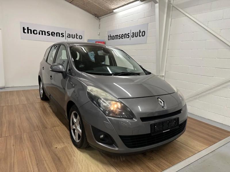 Renault Grand Scenic 3 1,9 DCi 130 Expression 7pr (2010) - Stel.: VF1JZ1SB643024944