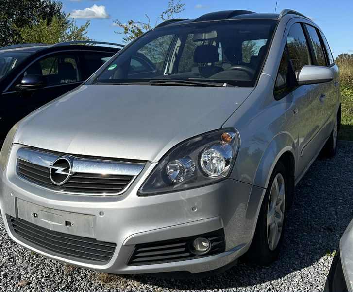 Opel Zafira 1,9 CDTI (2005) - Stel.: W0L0AHM7552208362