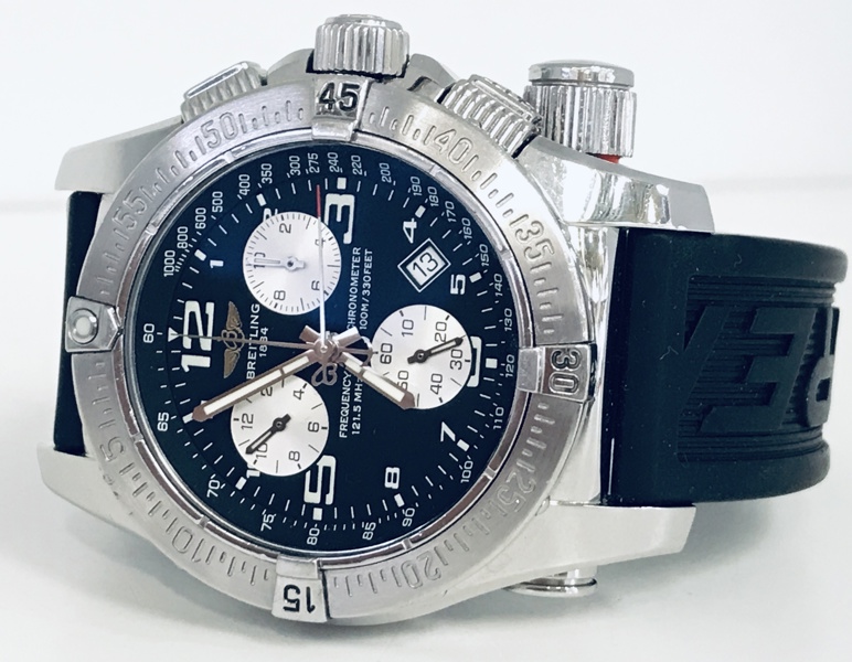 Breitling Emergency Mission Steel (45mm) Chronograph m. dato samt tachymeter