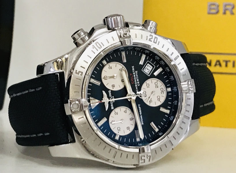Breitling Colt (41mm) Chronograph m. original kasse samt originale papirer (fuld sæt)