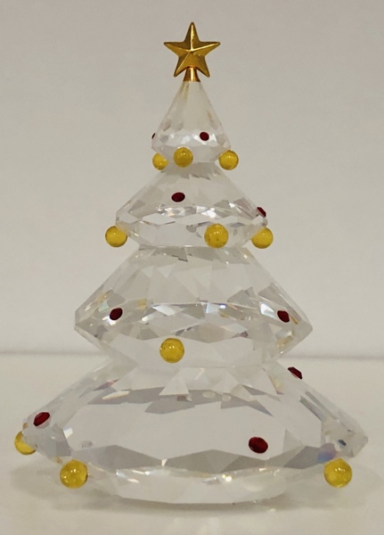 Samleobjekt: Swarovski Juletræ (2001) udført i klar/farvet krystal, formgivet af Anton Hirzinger