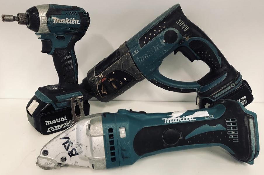 Makita (akku): DHR202 borehammer, DTD154 slagnøgle, DJS161 pladesaks, 4.0Ah/18v batteri samt 6.0Ah/18v batteri  (P 172, 192, 193/24)