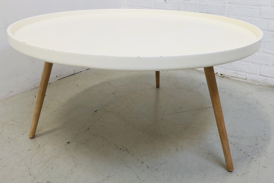 New-Nordic sofabord m. tilspidsede ben af bøgetræ