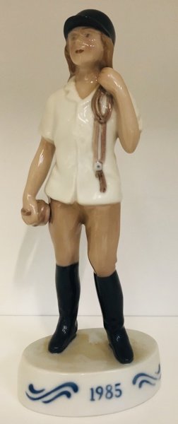 Bing & Grøndahl figur af porcelæn: 'Anna, Den unge rytterske' årsfigur fra 1985 