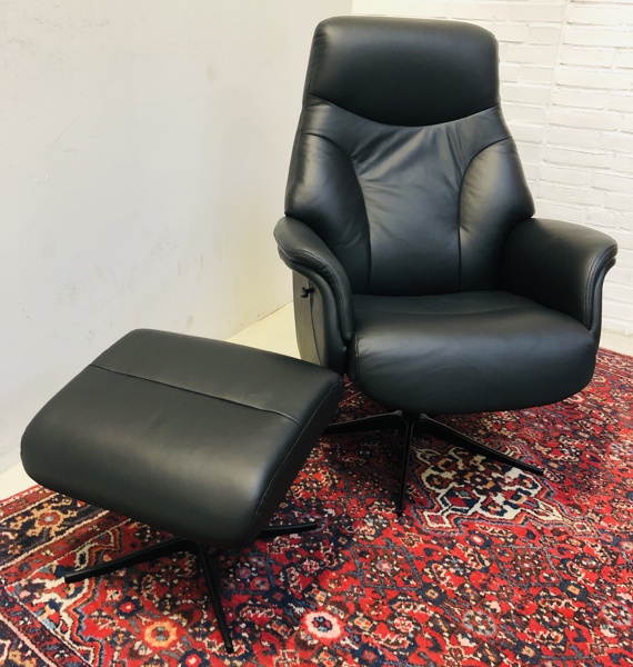 Otium hvilestol m. justerbar ryg samt fodskammel