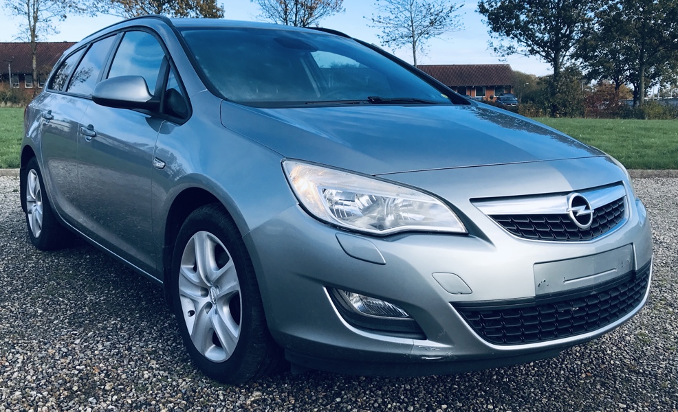 Opel Astra Sports Tourer 1,7 Cdti (2011) - Stel.: W0LPD8EF2B8100277