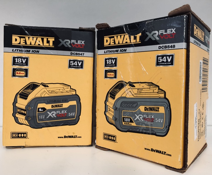 DeWalt DCB547 XR Flexvolt 9Ah 18v batteri samt DCB548 XR Flexvolt 12Ah 18v batteri (P 329/24)