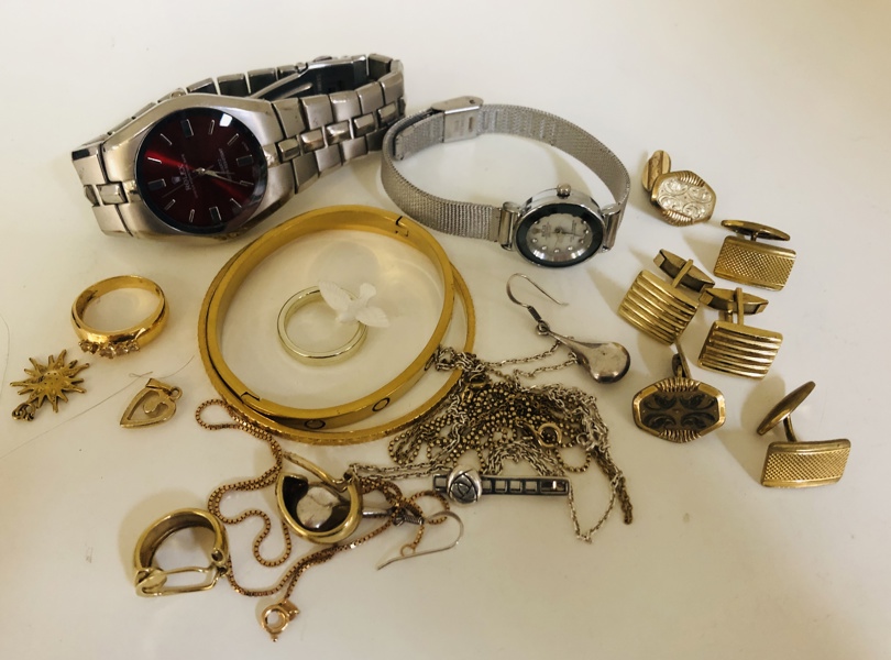 Samling af smykker - herunder dansk sølv, Monet armbånd m.v. (K 10, 11/25)