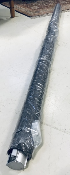 Projektorlærred (250X260) monteret i kassette af aluminium