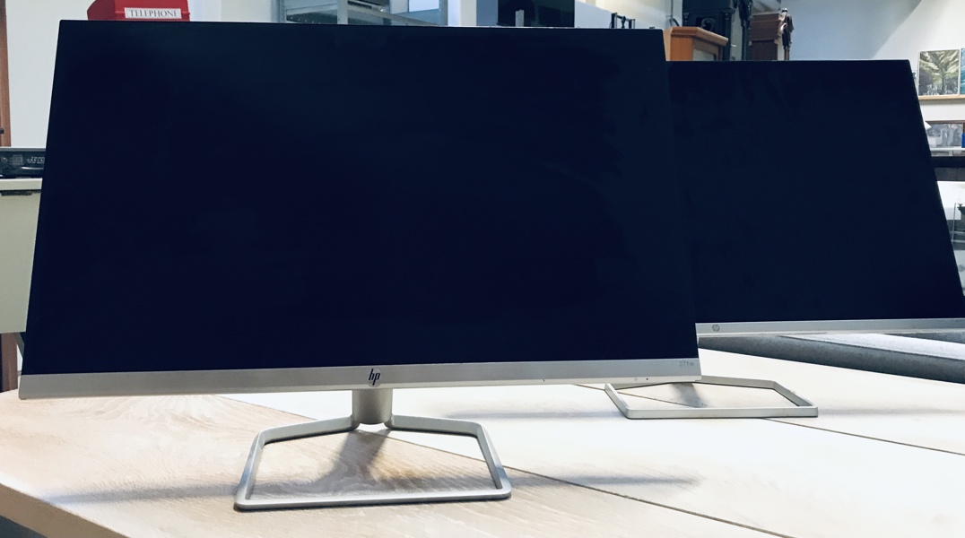 2 Hewlett Packard 27FWw 27" skærme (sølv/hvid)