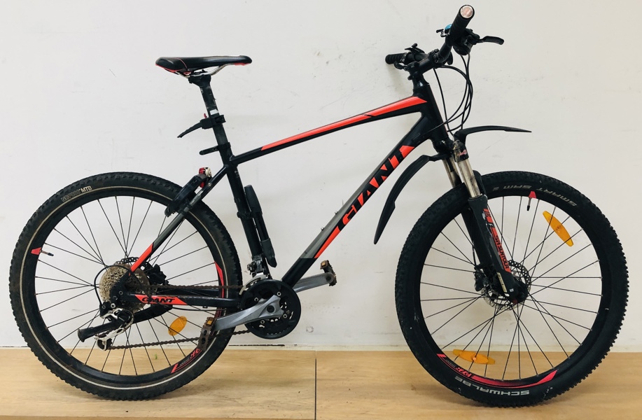 Giant Talon mountainbike (K 37/25)