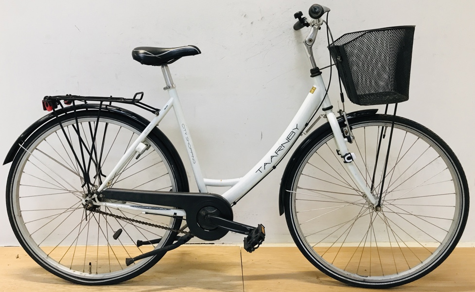 Taarnby City Shopping (str. 52) damecykel (R 2025-0018)