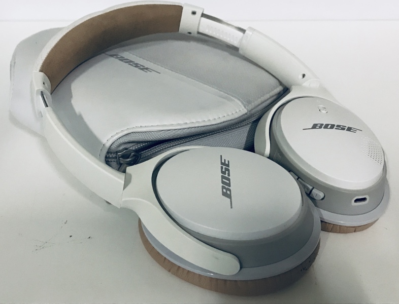 Bose BA2 SoundLink Over-Ear trådløse hovedtelefoner m. tilhørende etui (B 352/25)