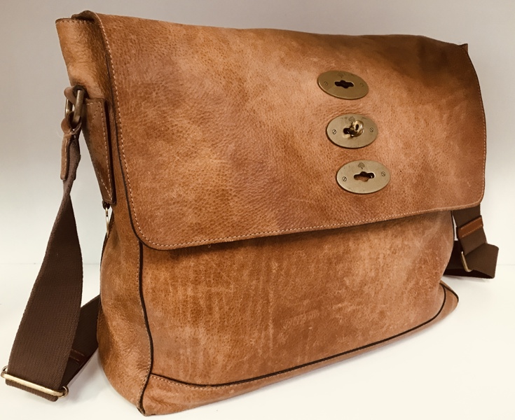 Mulberry Brynmore Messenger Bag taske udført i cognacfarvet læder prydet m. 3-lock (Å 2025-1513)