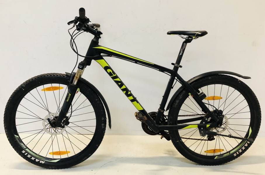 Giant Talon mountainbike (E 3300-83260-00439-24)